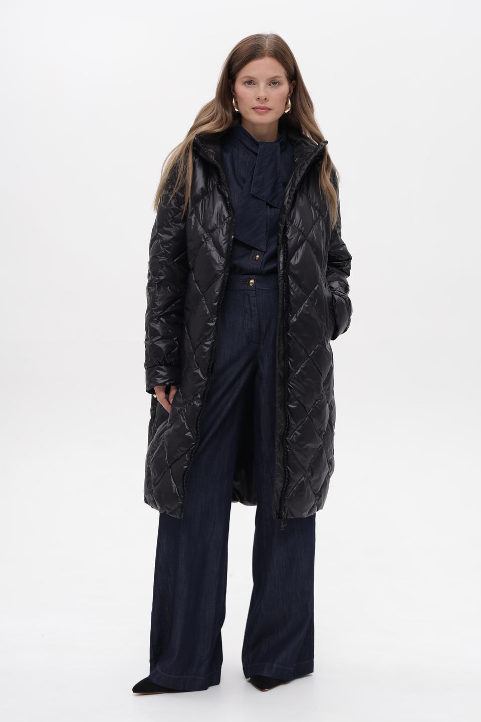 Пальто Marc Cain стеганое черное