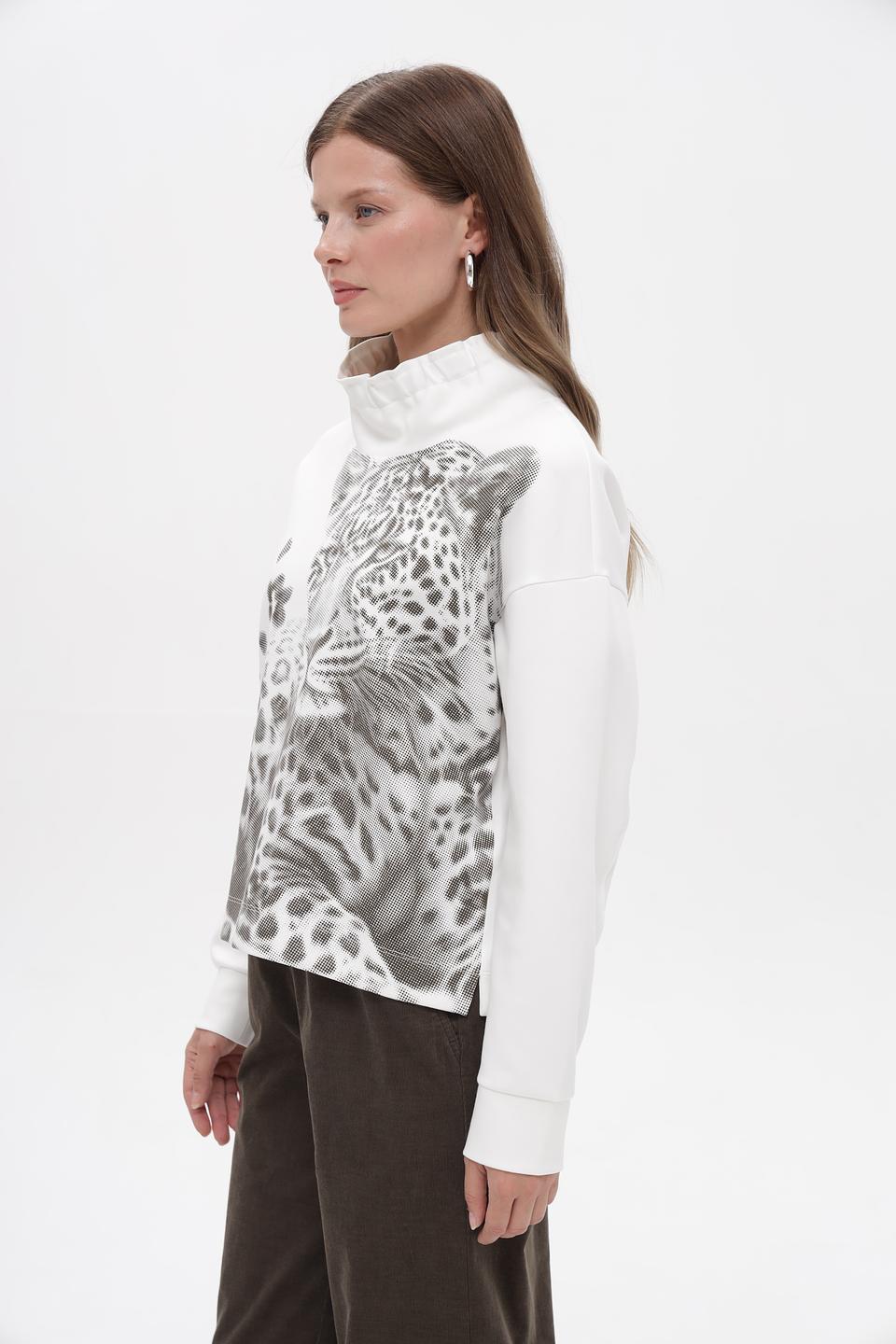 Пуловер Marc Cain с принтом леопарда