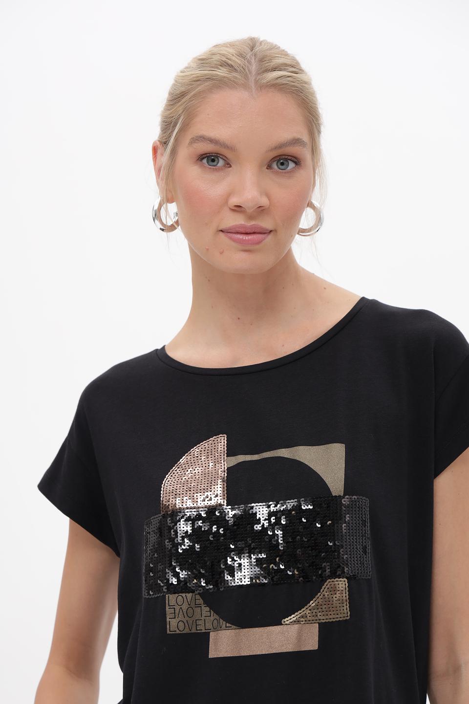 Футболка More and More с принтом чёрная