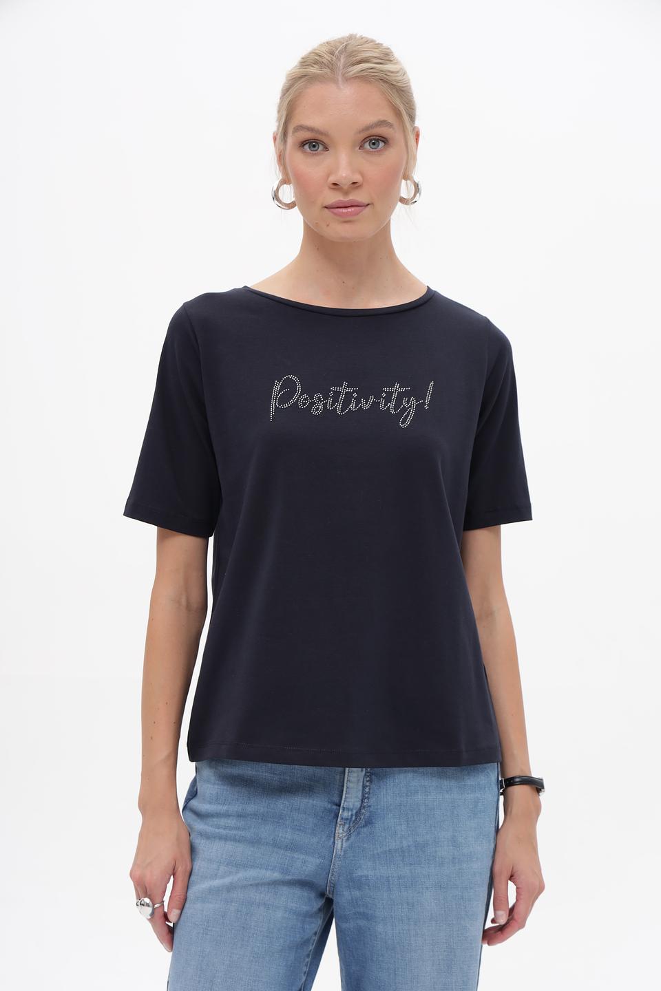 Футболка More and More с надписью