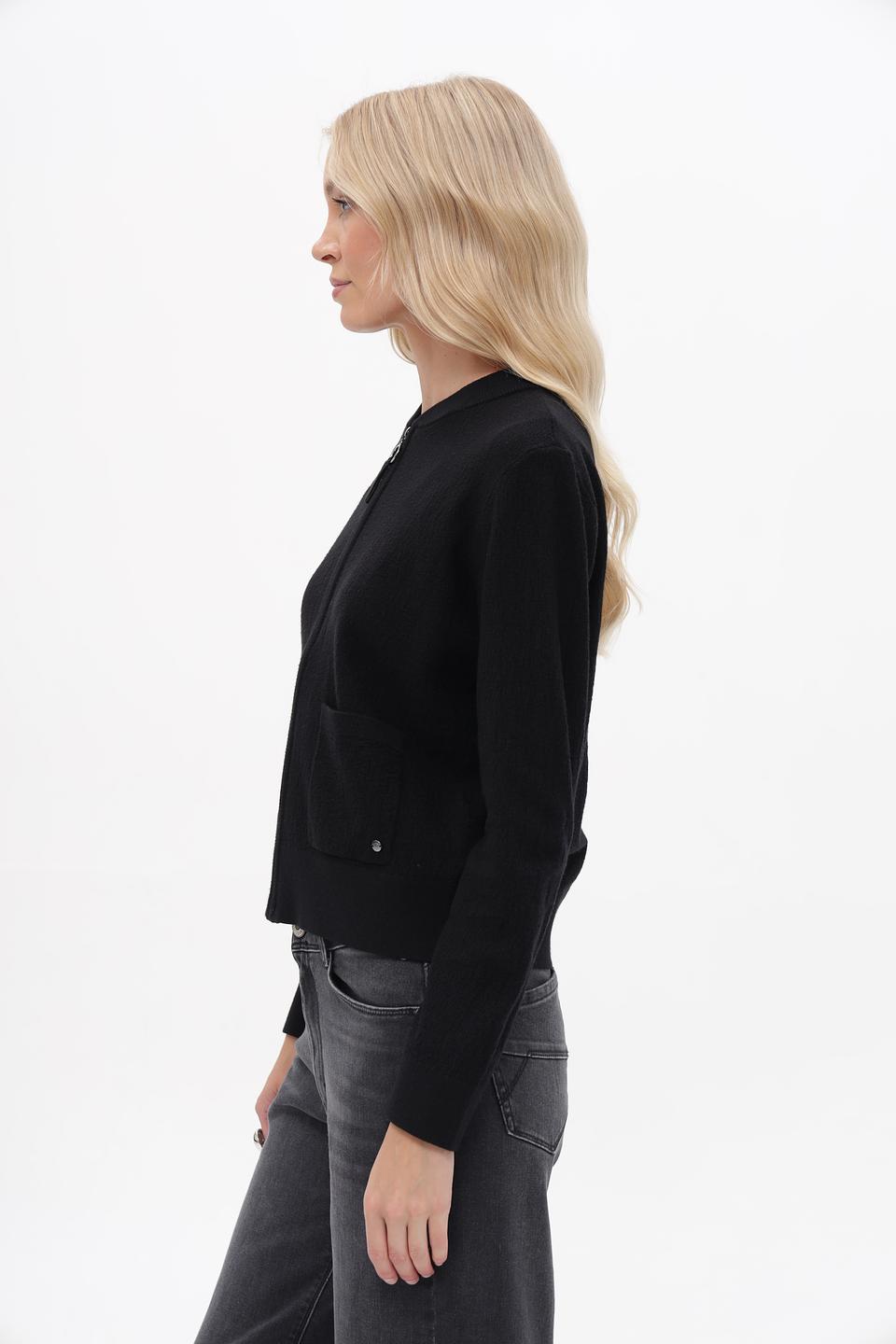 Жакет Betty and Co черный на молнии