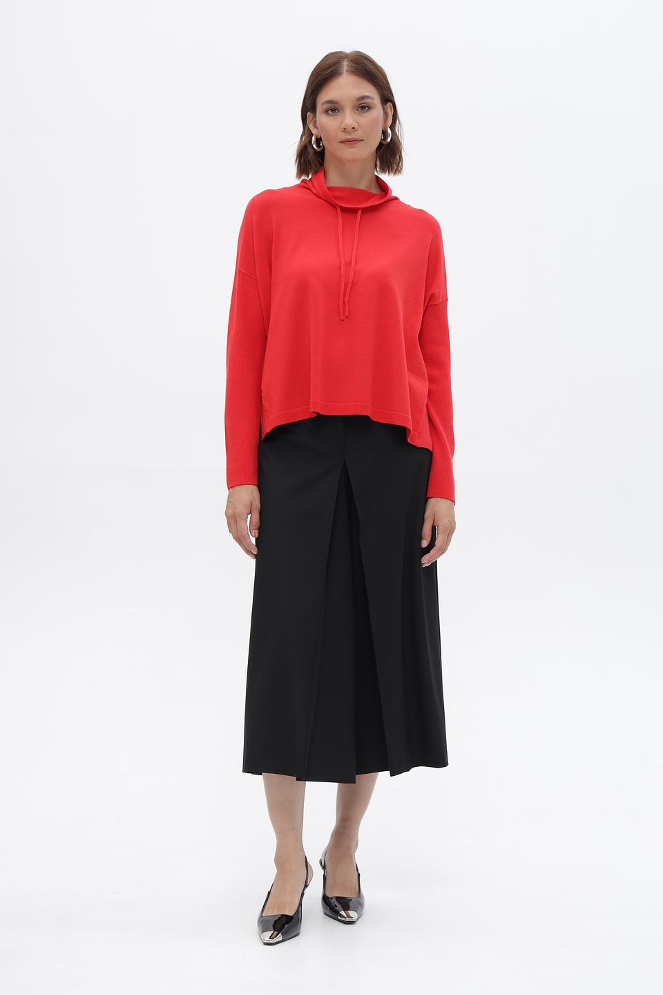 Пуловер Miss Lagotte красный с капюшоном