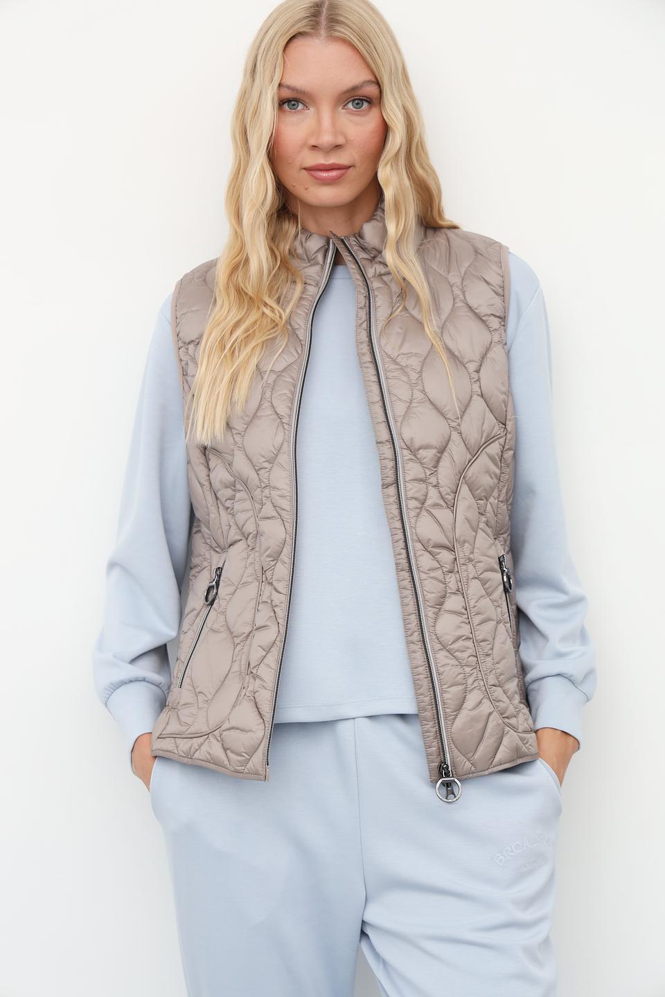 Жилет стеганый Betty Barclay бежевый