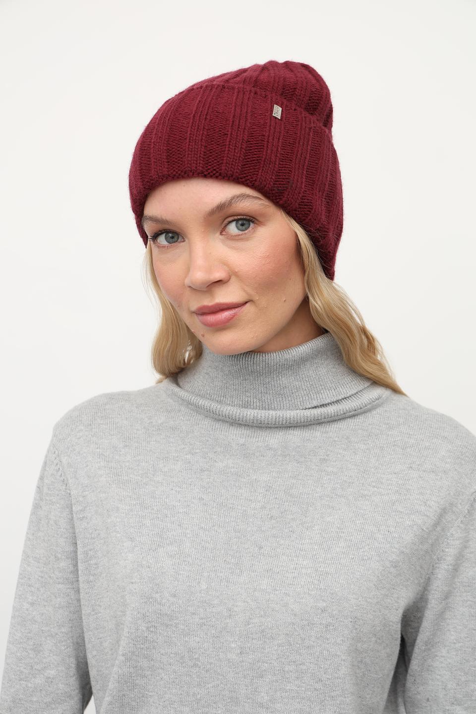 Шапка Julia Florenzi бордовая