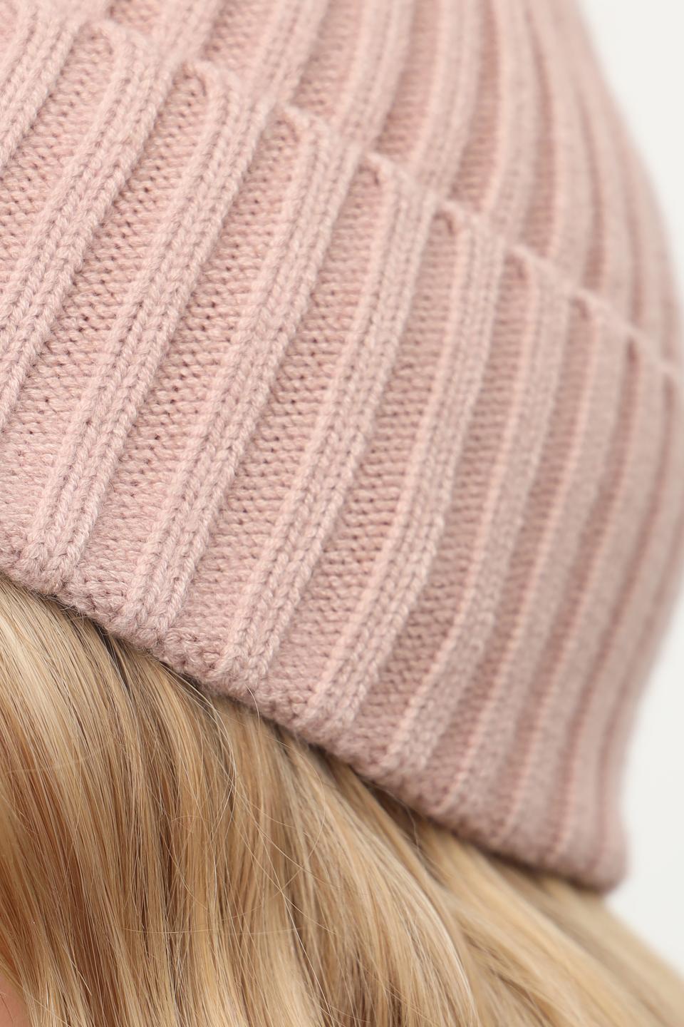 Шапка Julia Florenzi с козырьком