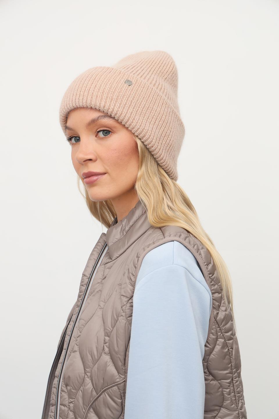 Шапка Julia Florenzi вязаная бежевая