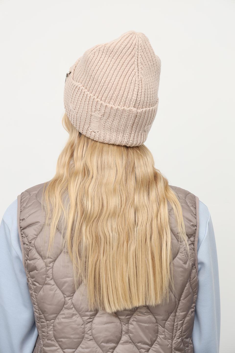 Шапка Julia Florenzi с булавкой