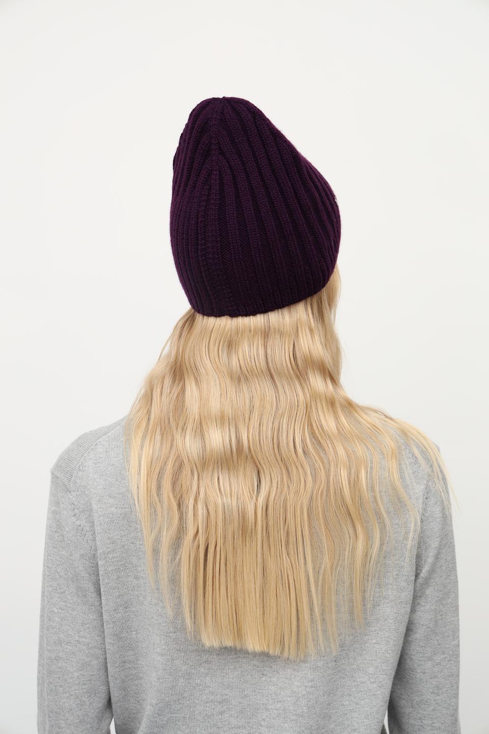 Шапка Julia Florenzi вязаная баклажановая