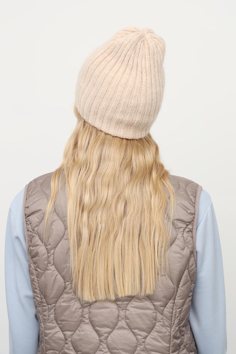 Шапка Julia Florenzi бежевая