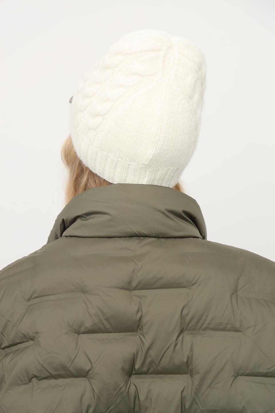 Шапка Julia Florenzi вязаная белая