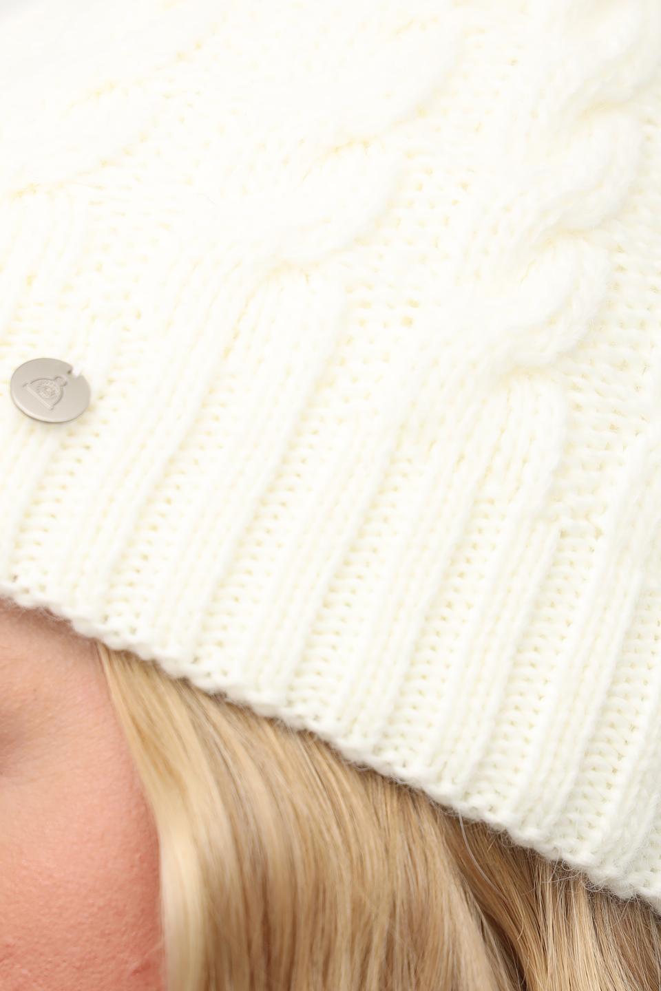 Шапка Julia Florenzi вязаная белая