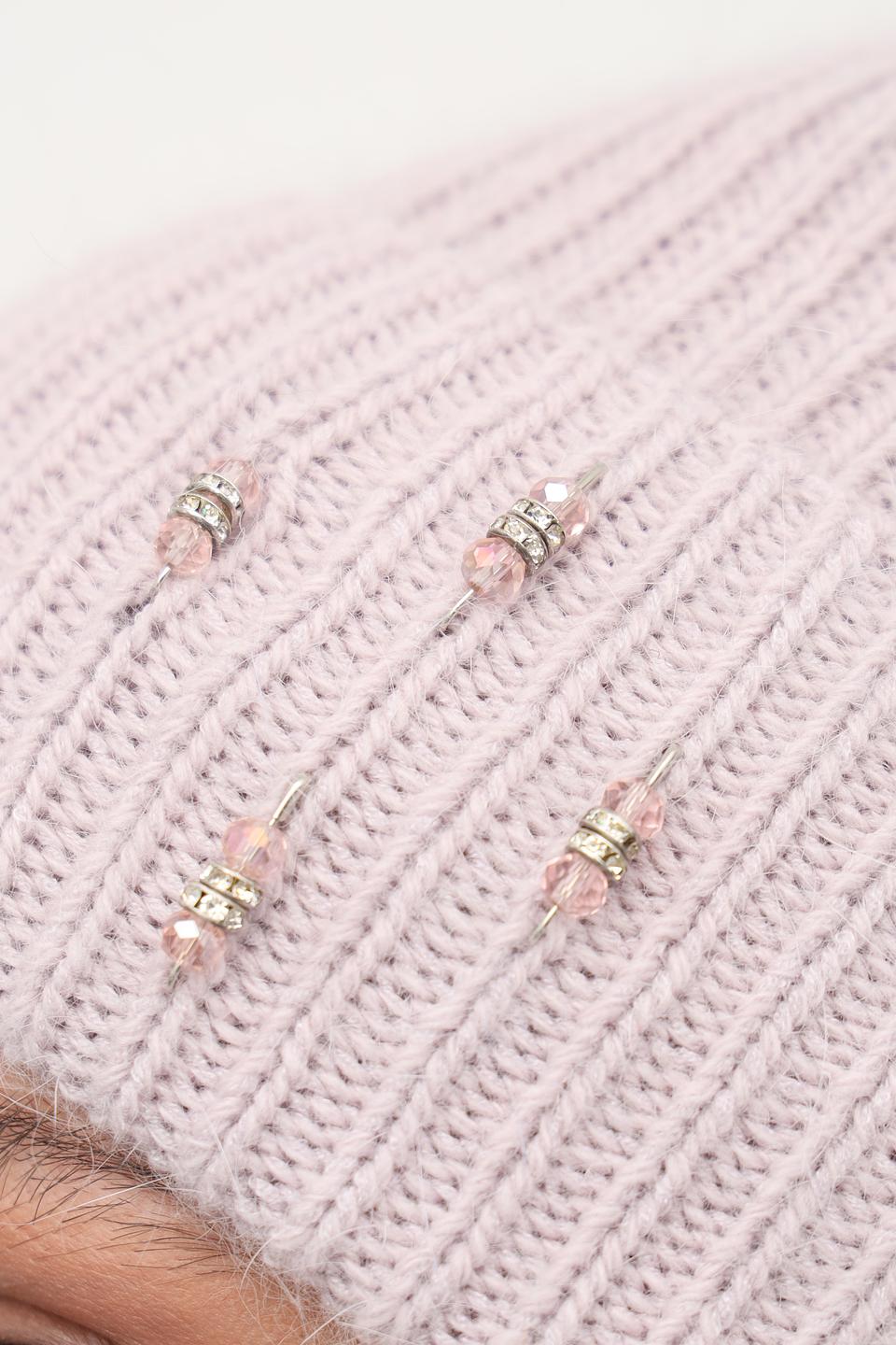 Шапка Julia Florenzi с бусинами