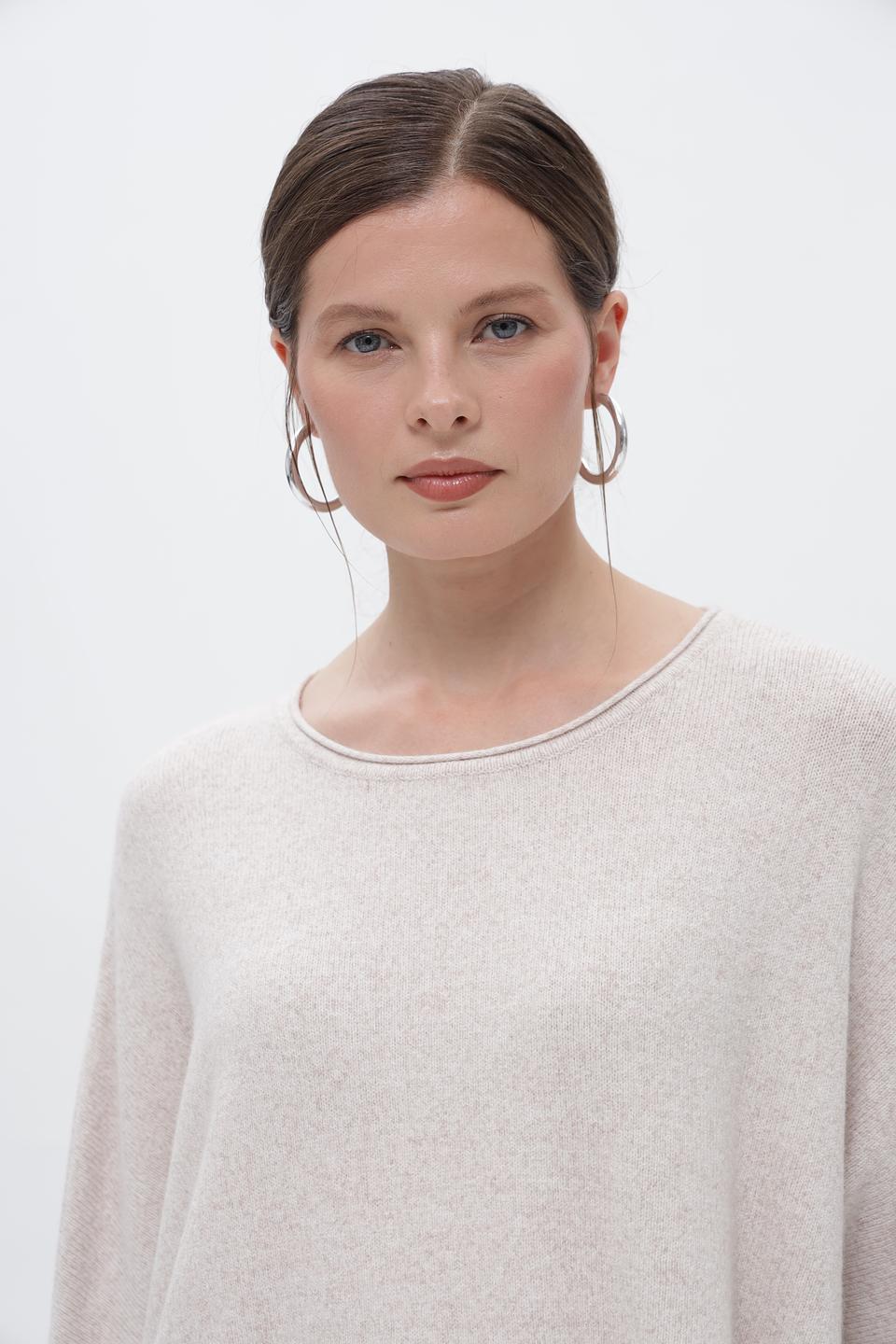 Пуловер Olsen бежевый с отделкой