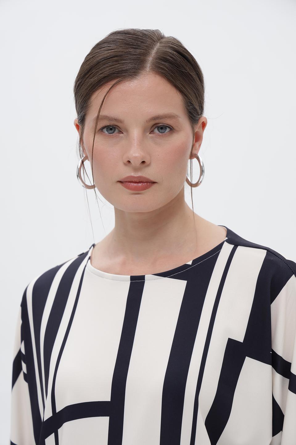 Блузка Miss Lagotte с геометрическим принтом