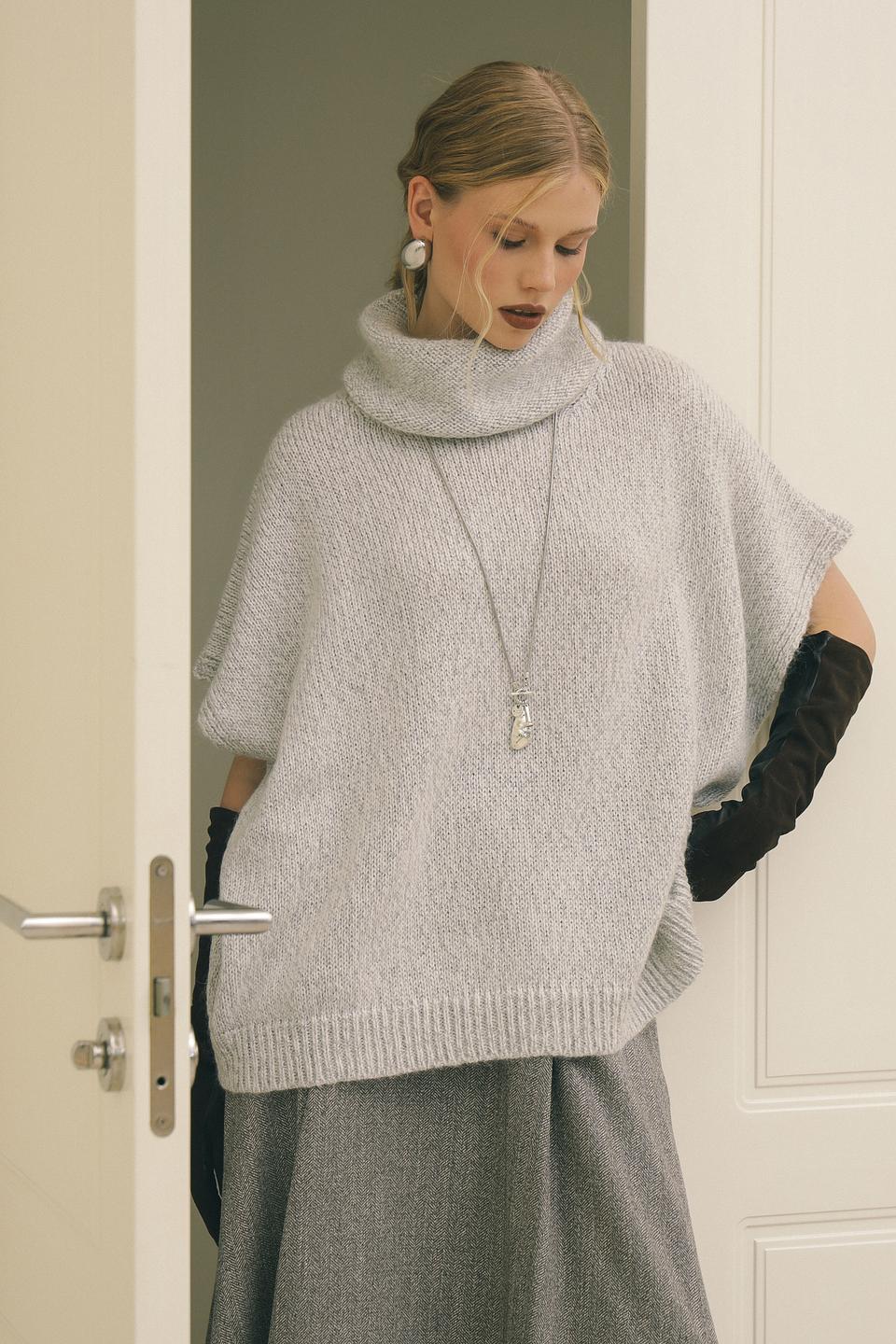 Пуловер Croche с высоким горлом