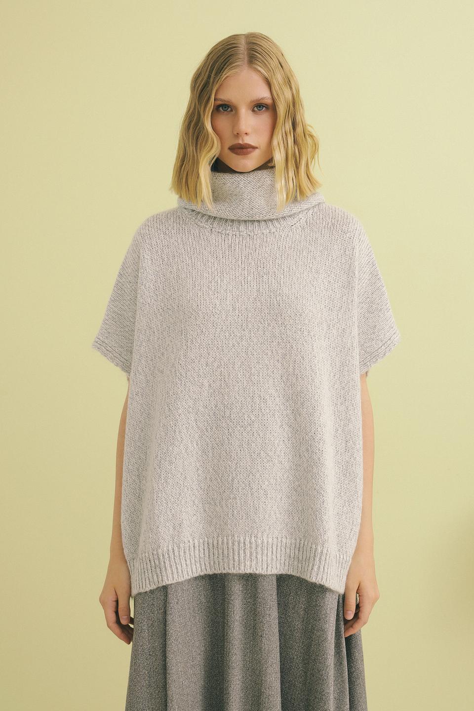 Пуловер Croche с высоким горлом