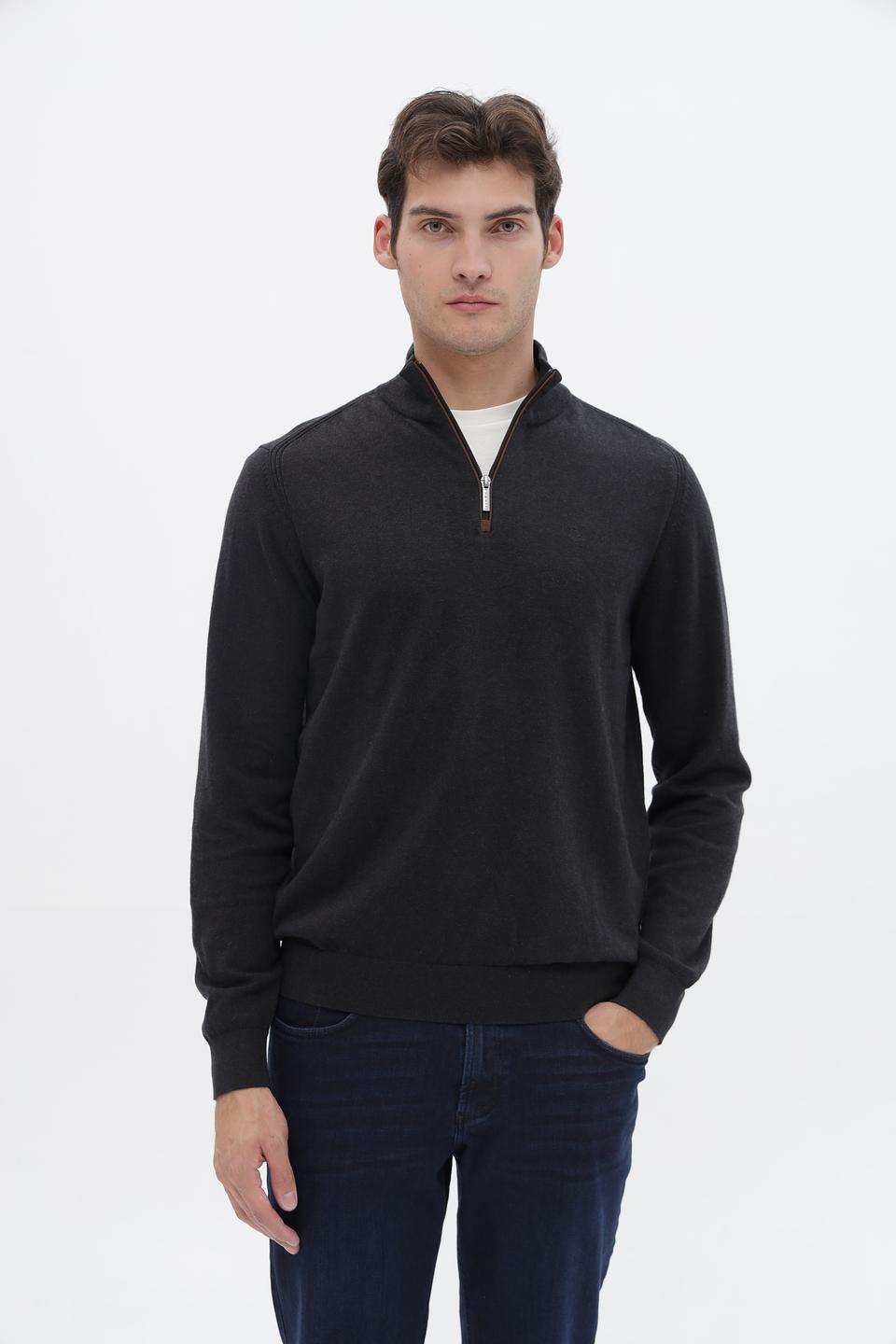 Джемпер Bugatti с молнией чёрный