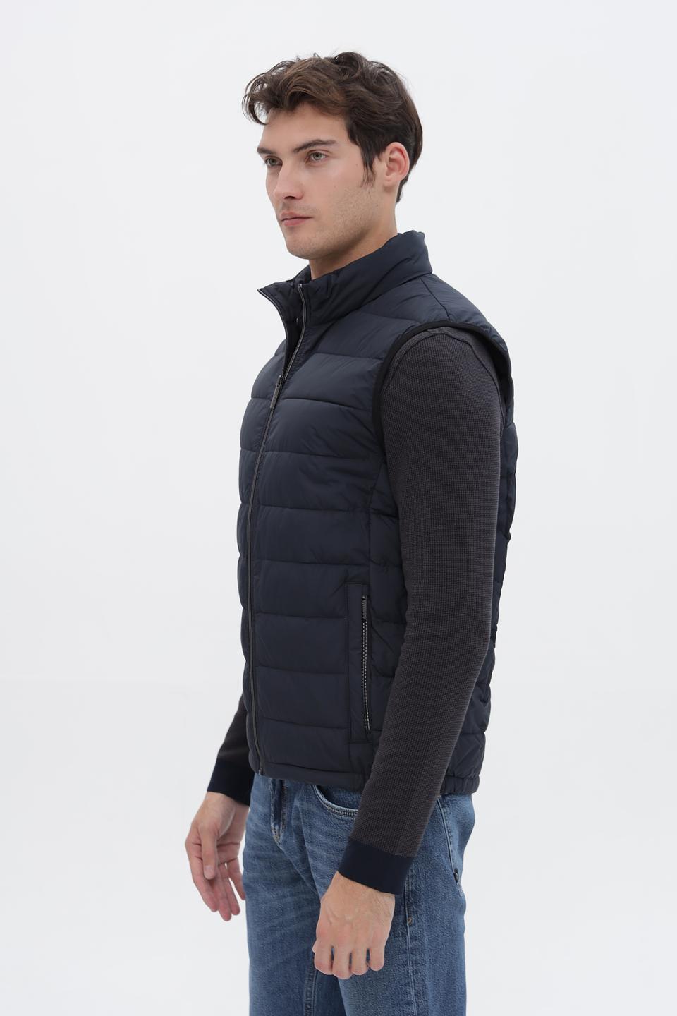 Жилет Bugatti стеганый синий
