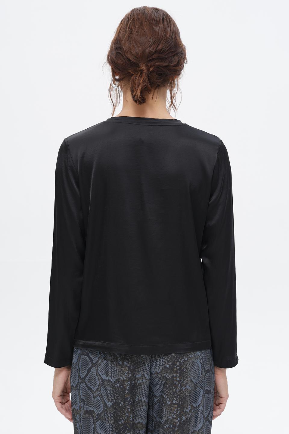 Блуза Croche черная с длинным рукавом