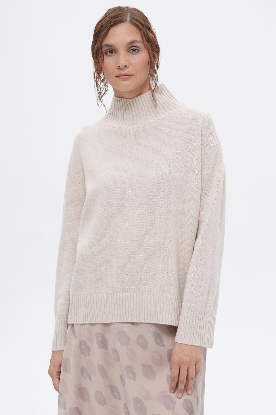 Пуловер Luisa Cerano бежевый с горлом