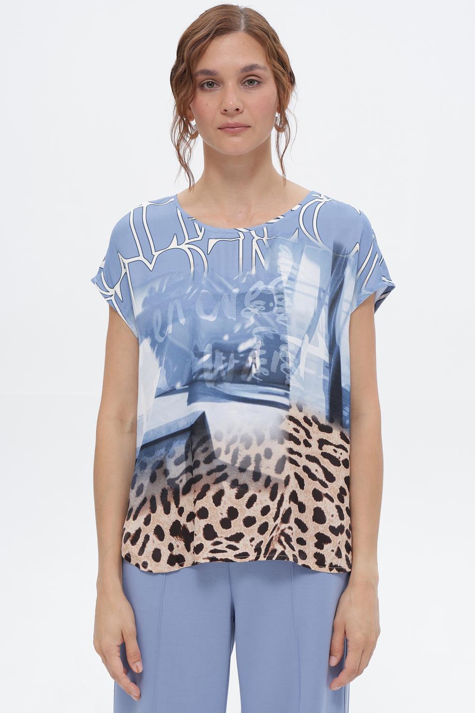 Блуза Lecomte с принтом голубой