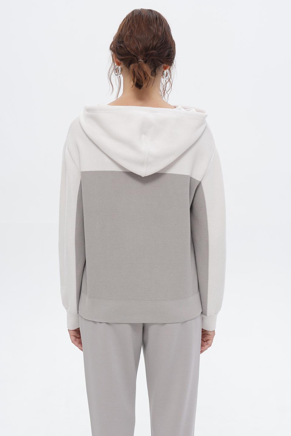 Худи Monari с надписью Beauty