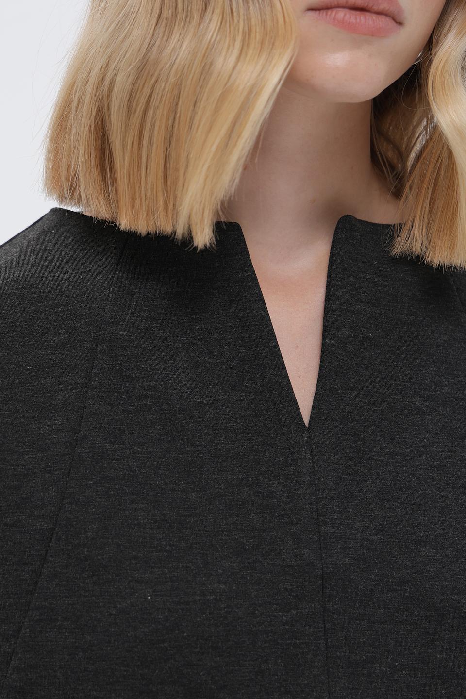 Пуловер Rich and Royal серый