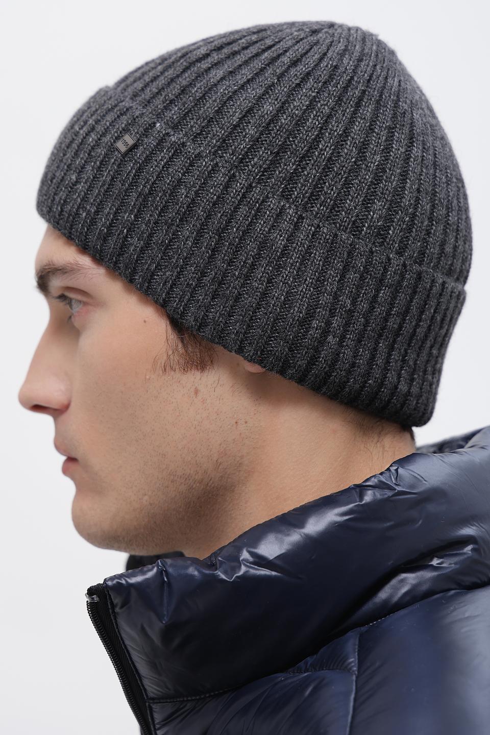 Шапка ADL man вязаная серая