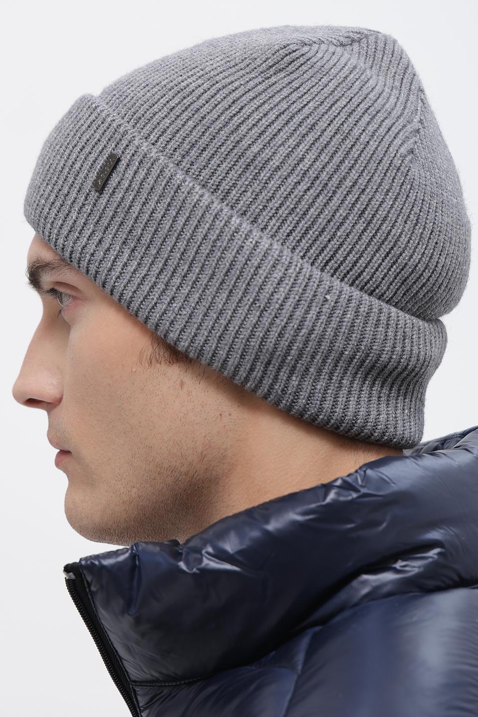 Шапка ADL man вязаная серая