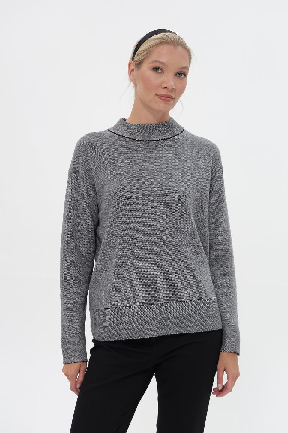 Пуловер UNQ с отделкой