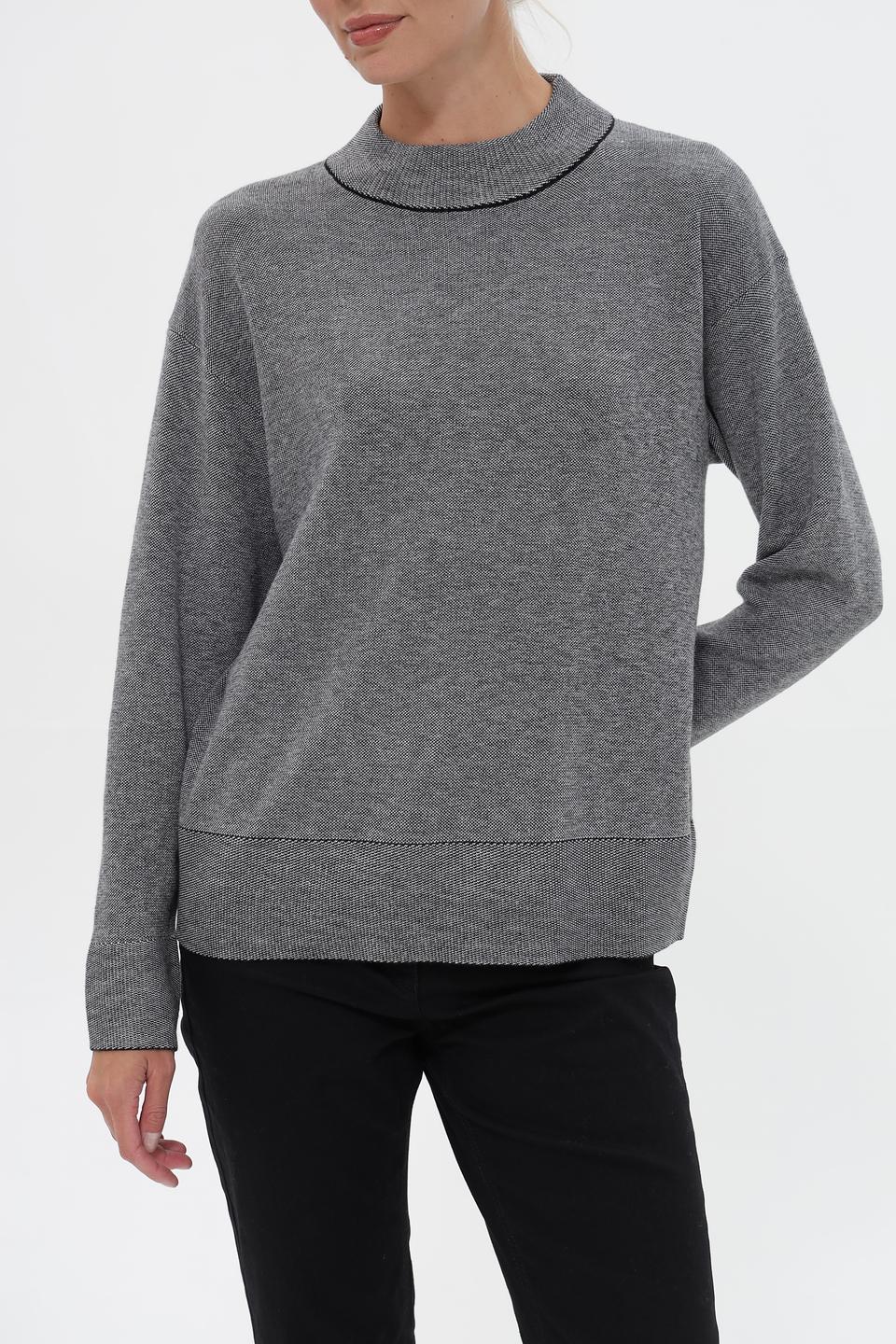 Пуловер UNQ с отделкой