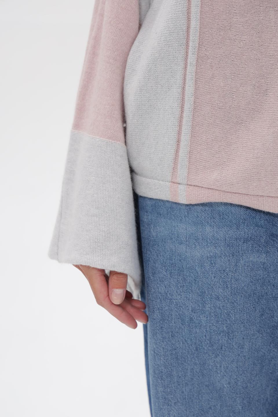 Пуловер Croche с колор-блоком