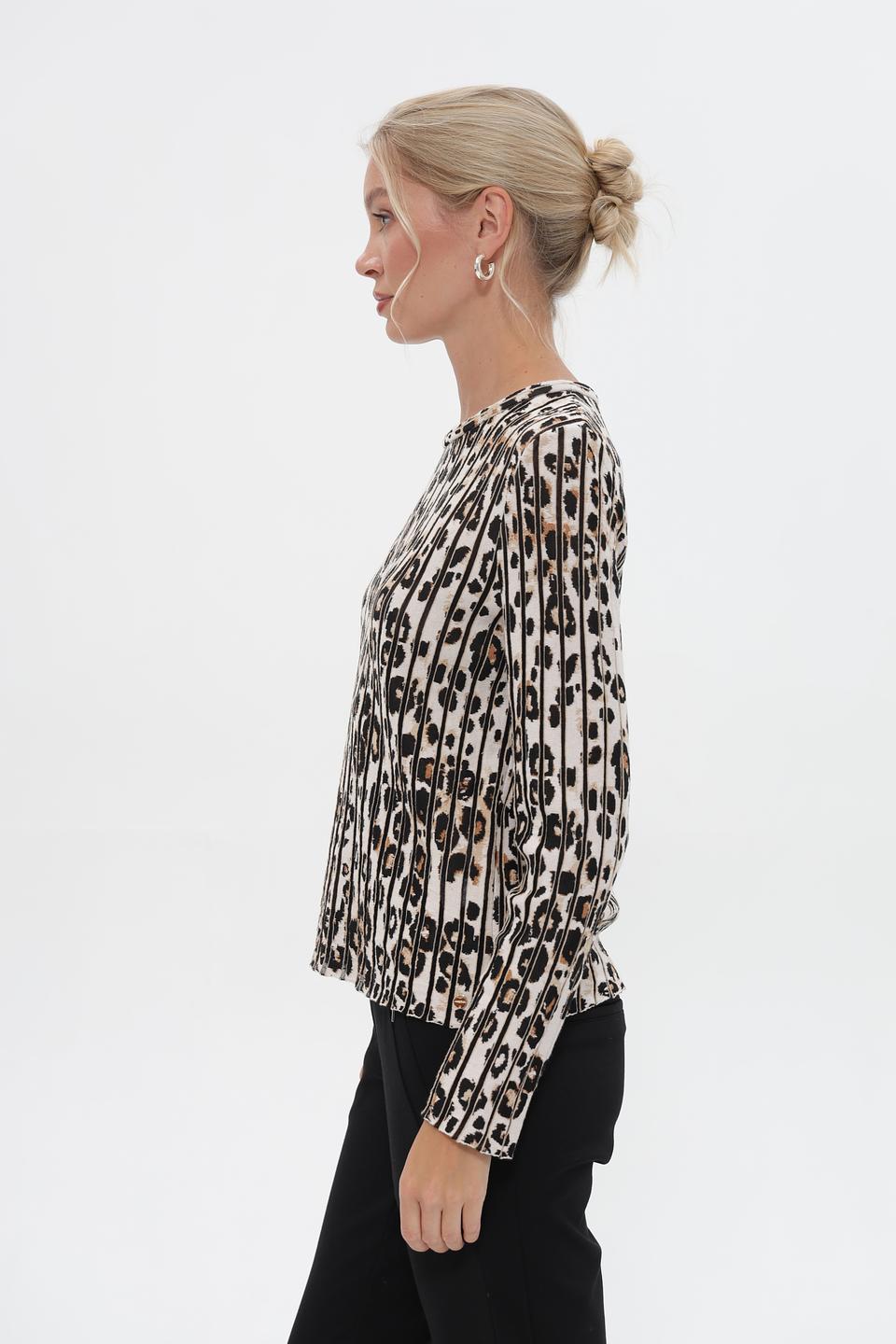 Пуловер Marc Cain с леопардовым принтом