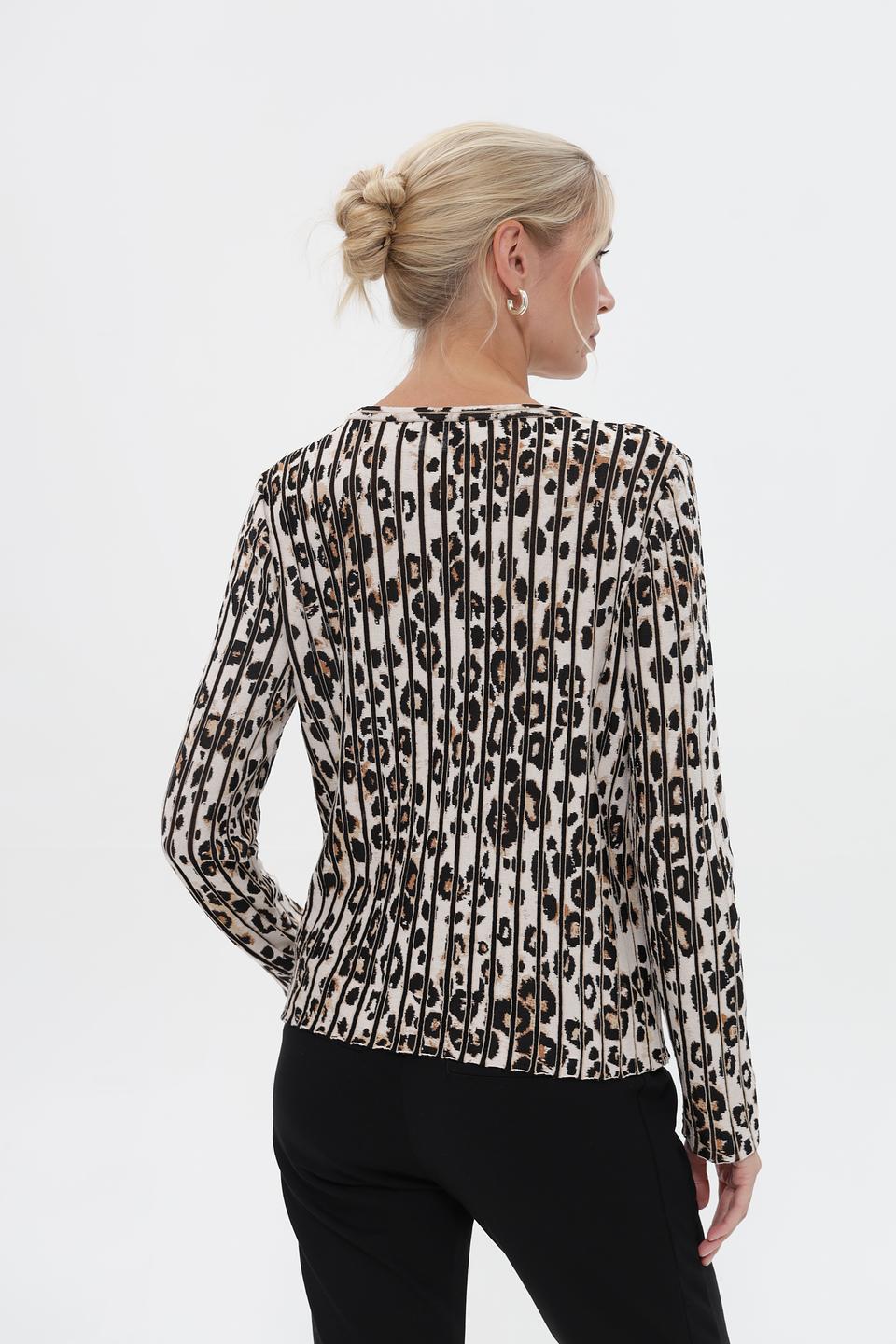 Пуловер Marc Cain с леопардовым принтом