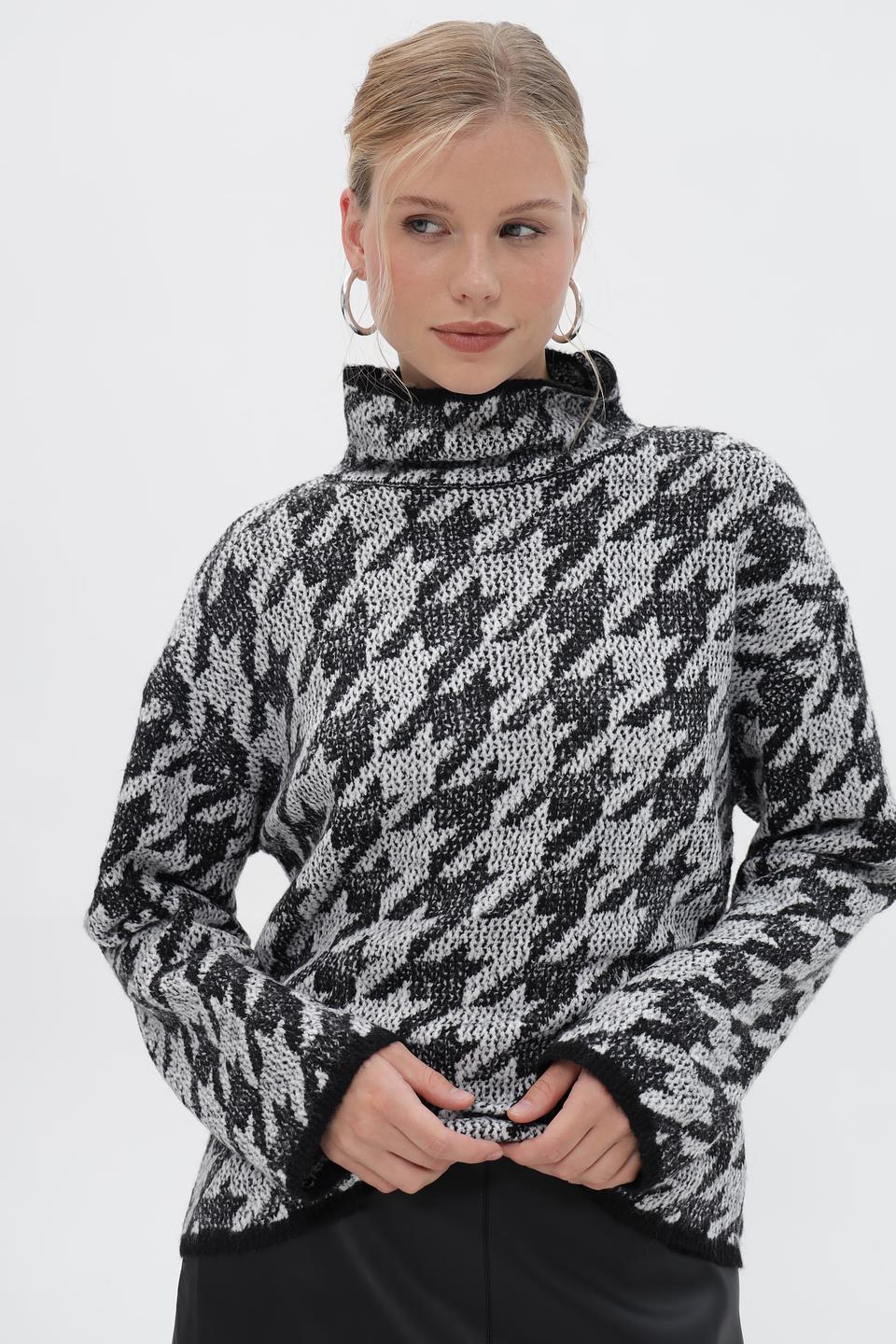 Пуловер Broadway в клетку