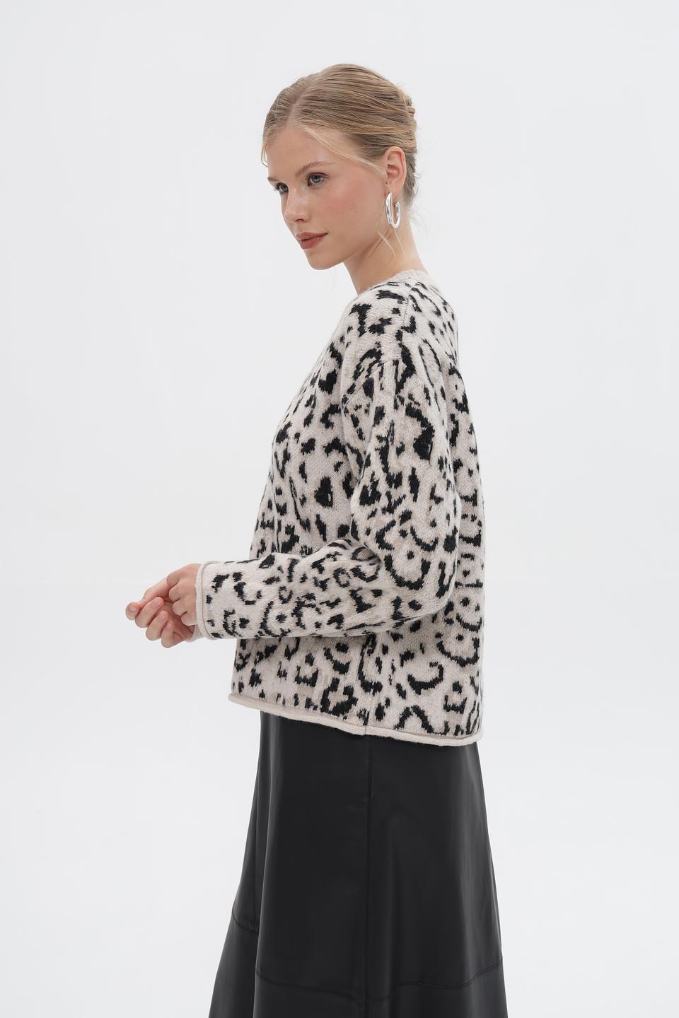 Пуловер Broadway с леопардовым принтом