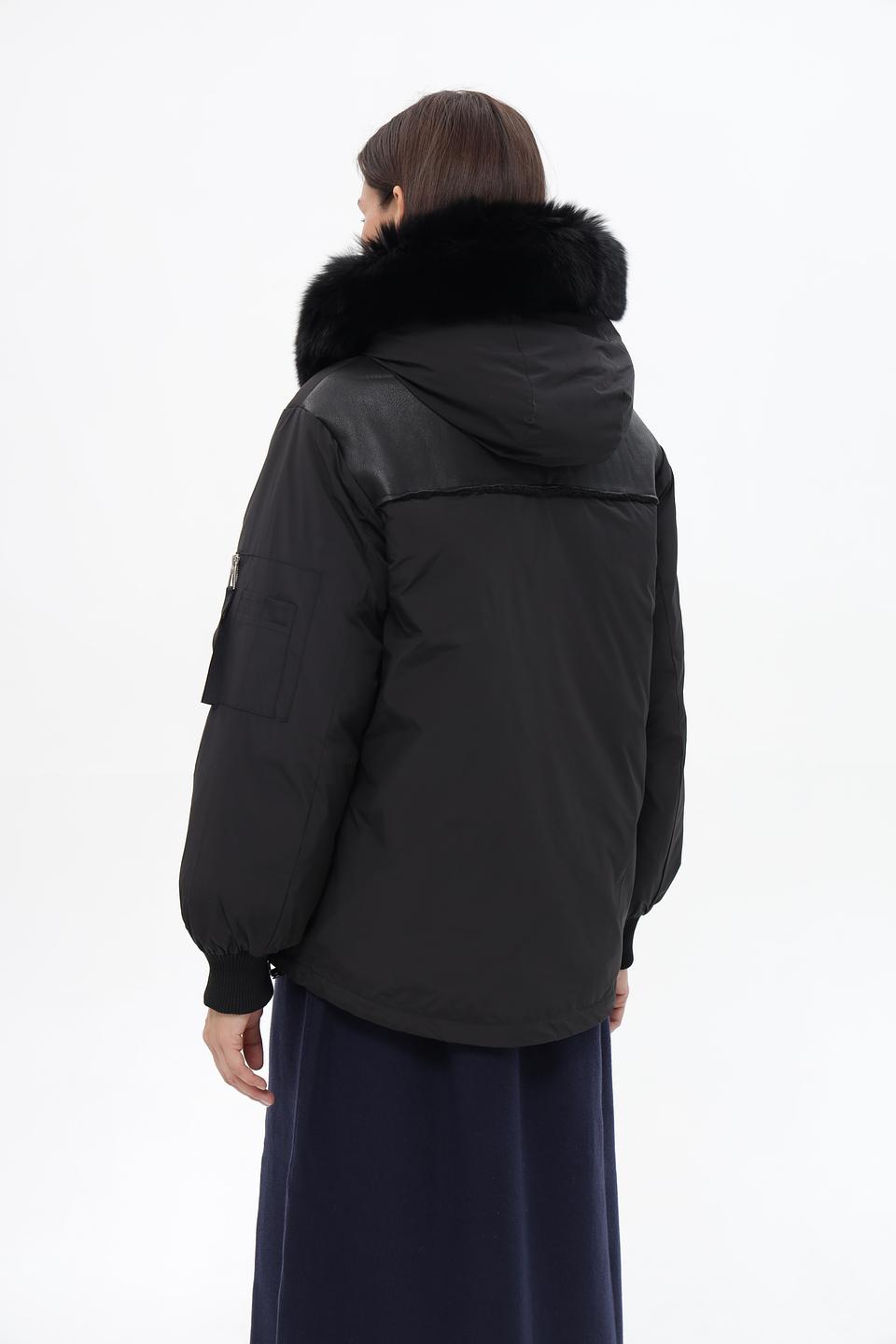 Куртка Electra style чёрная с мехом