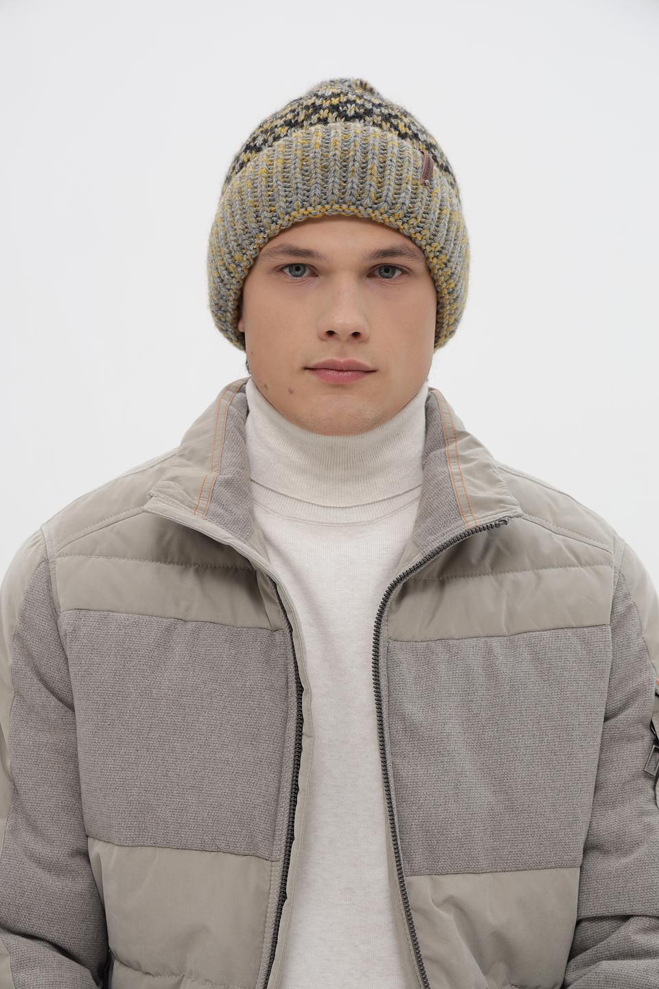 Шапка Marhatter с помпоном