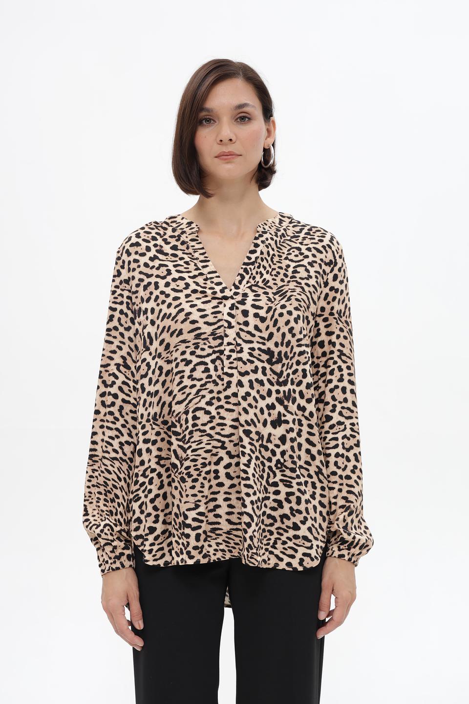 Блузка Lecomte с леопардовым принтом