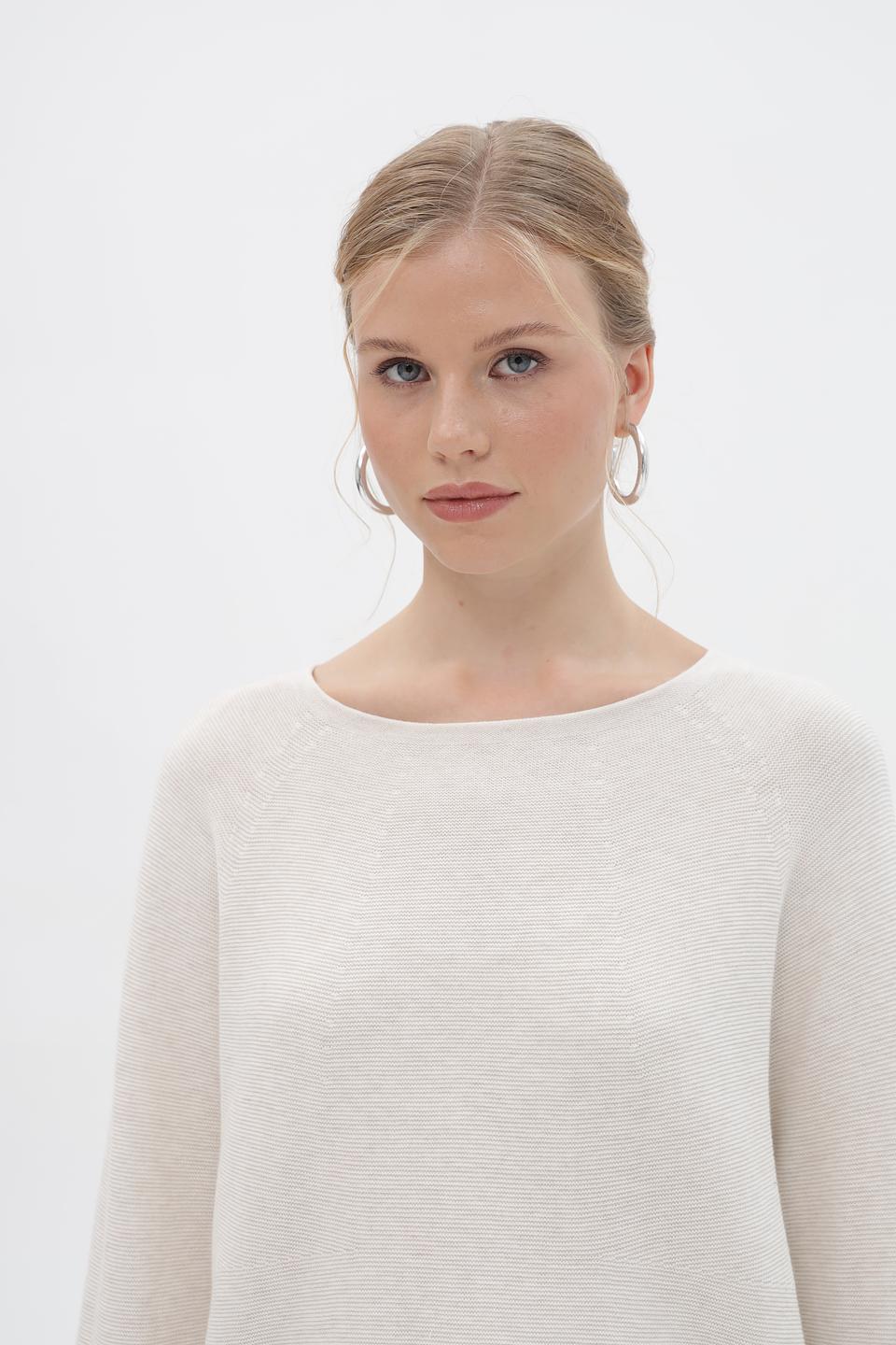 Пуловер Oui бежевый