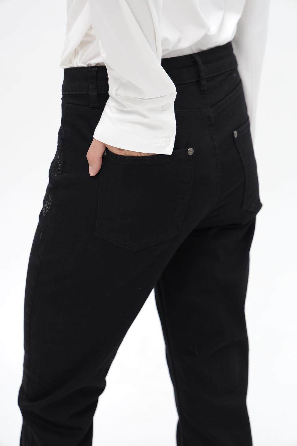 Джинсы Monari с вышивкой