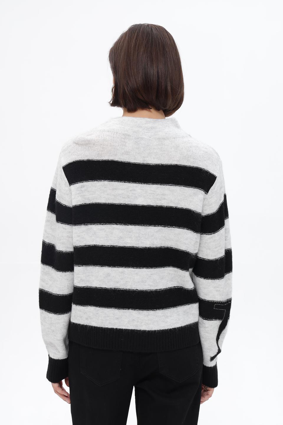 Пуловер Monari в полоску
