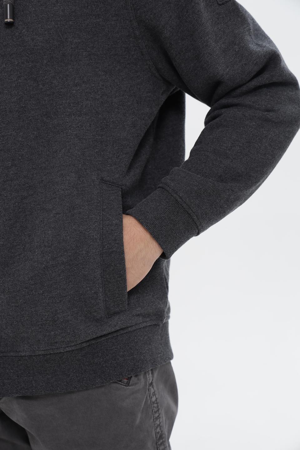 Кардиган Casa Moda на молнии серый