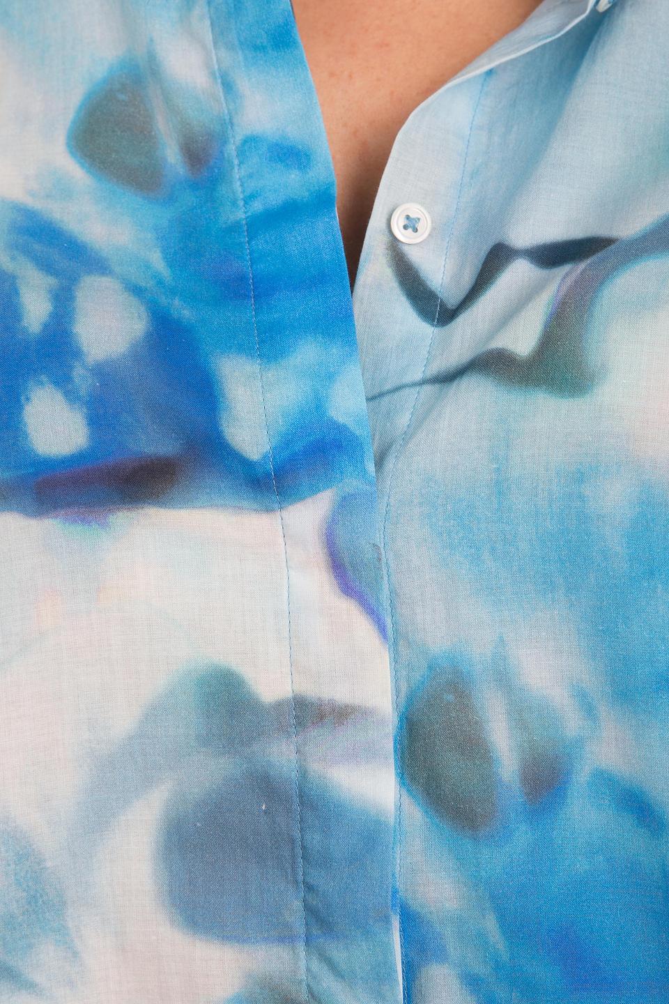 Блуза Brax голубого цвета с цветочным принтом