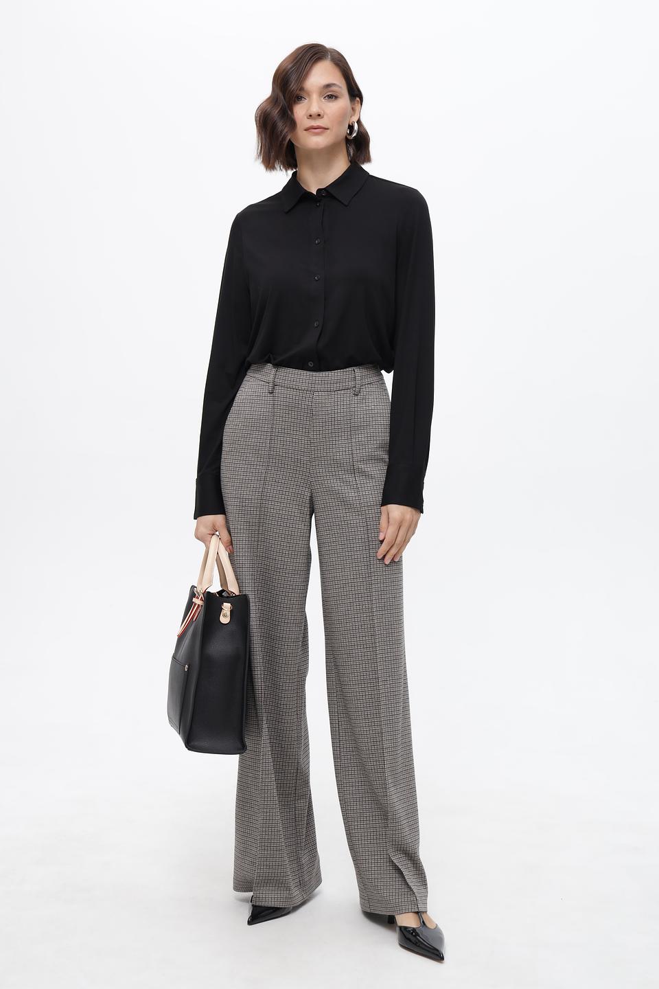 Брюки клеш Oui в клетку