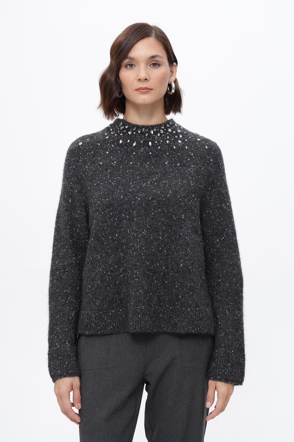 Пуловер Marc Cain с пайетками