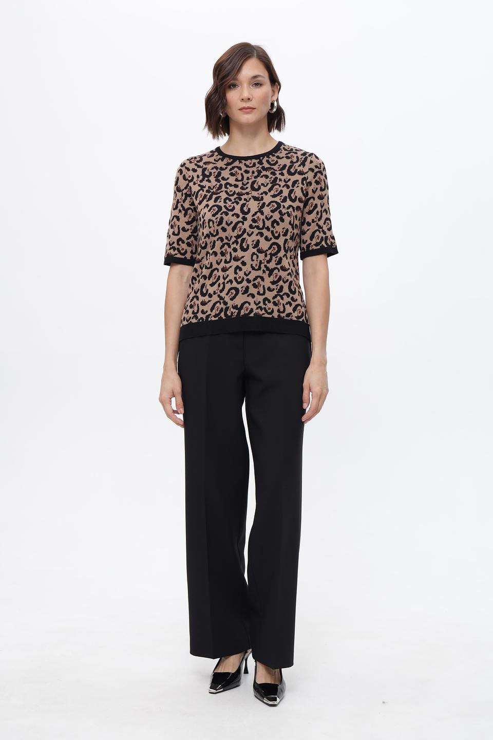 Пуловер More and More с леопардовым принтом