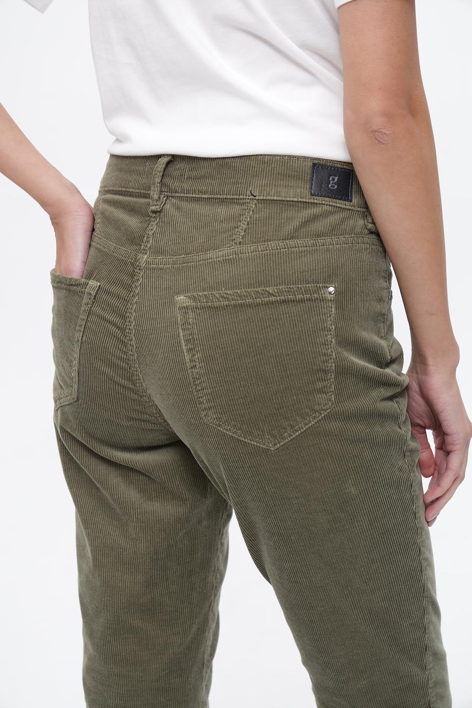 Брюки вельветовые Gardeur оливковые