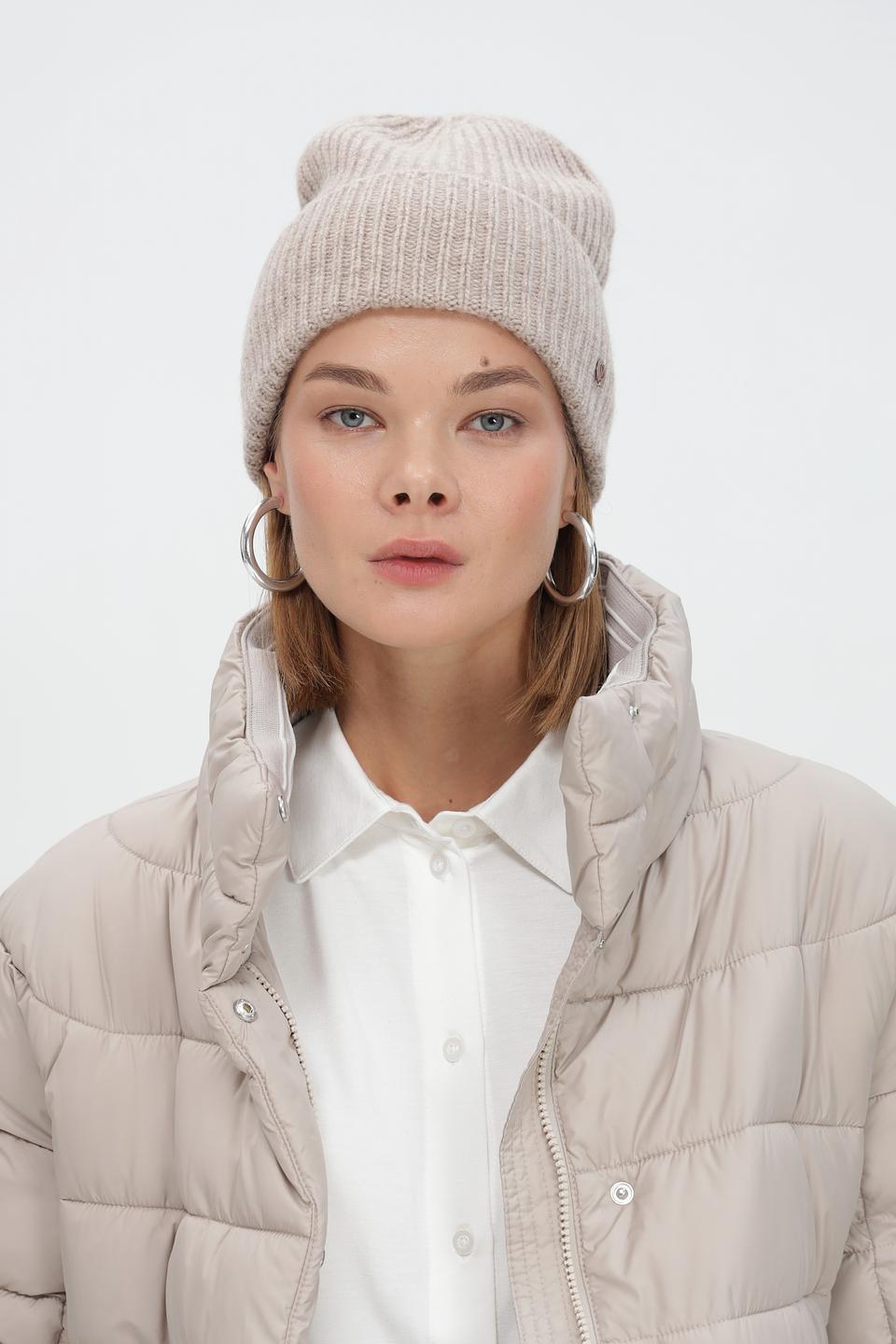 Шапка Fraas вязаная бежевая