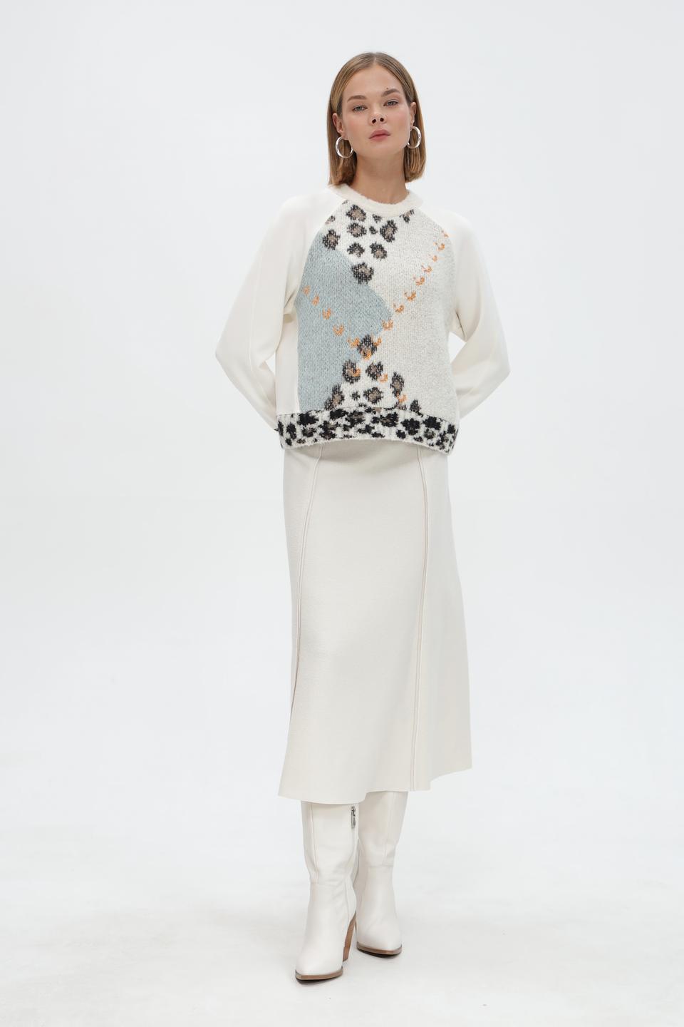 Пуловер Marc Cain с леопардовым принтом